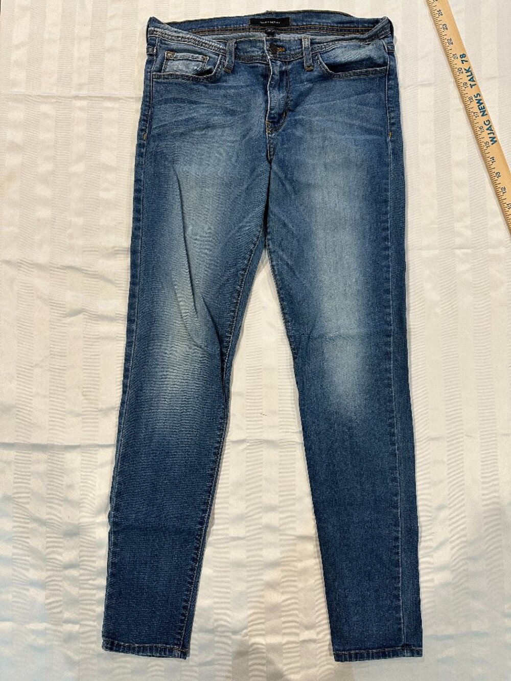 Flying Monkey Women’s Skinny Mid- Rise Ankle Crop Jean Sz30 Dark Wash
